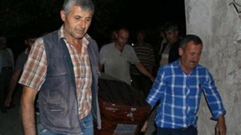 İ­z­m­i­r­­d­e­ ­1­0­6­ ­y­a­ş­ı­n­d­a­k­i­ ­H­a­l­i­l­ ­Y­u­l­a­ ­i­n­t­i­h­a­r­ ­e­t­t­i­